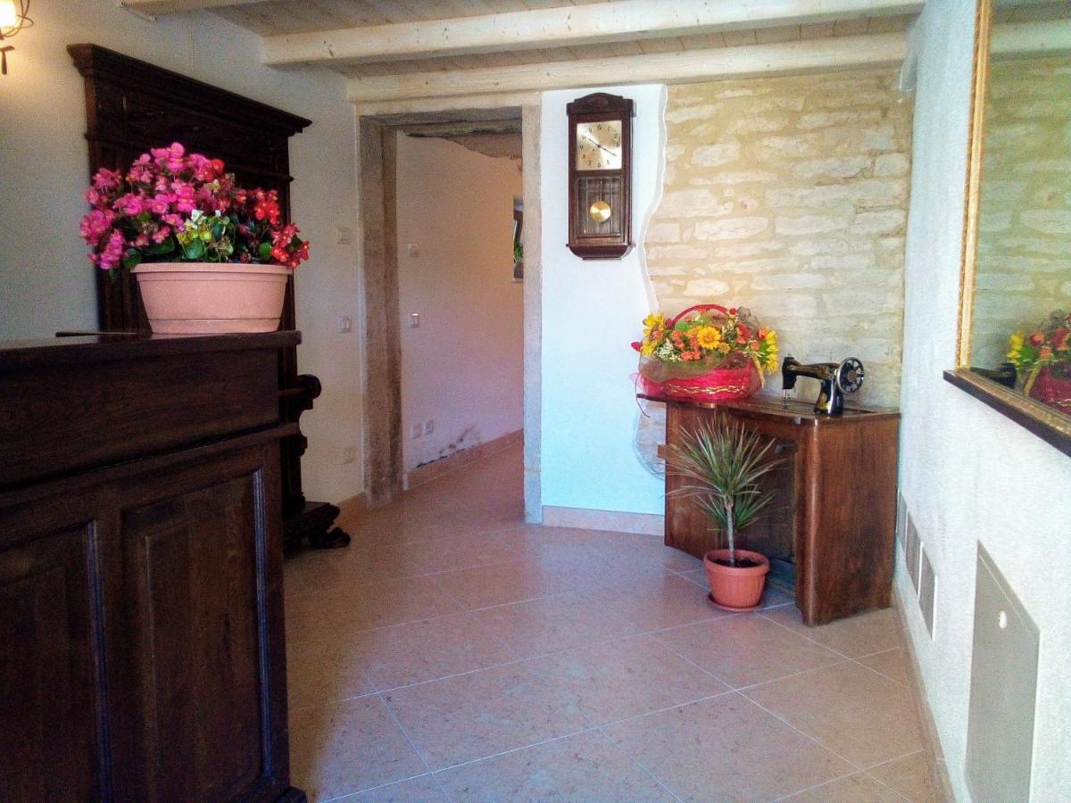Maison d'hôtes Da Andrea E Raffaella à Sant'Anna d'Alfaedo Extérieur photo