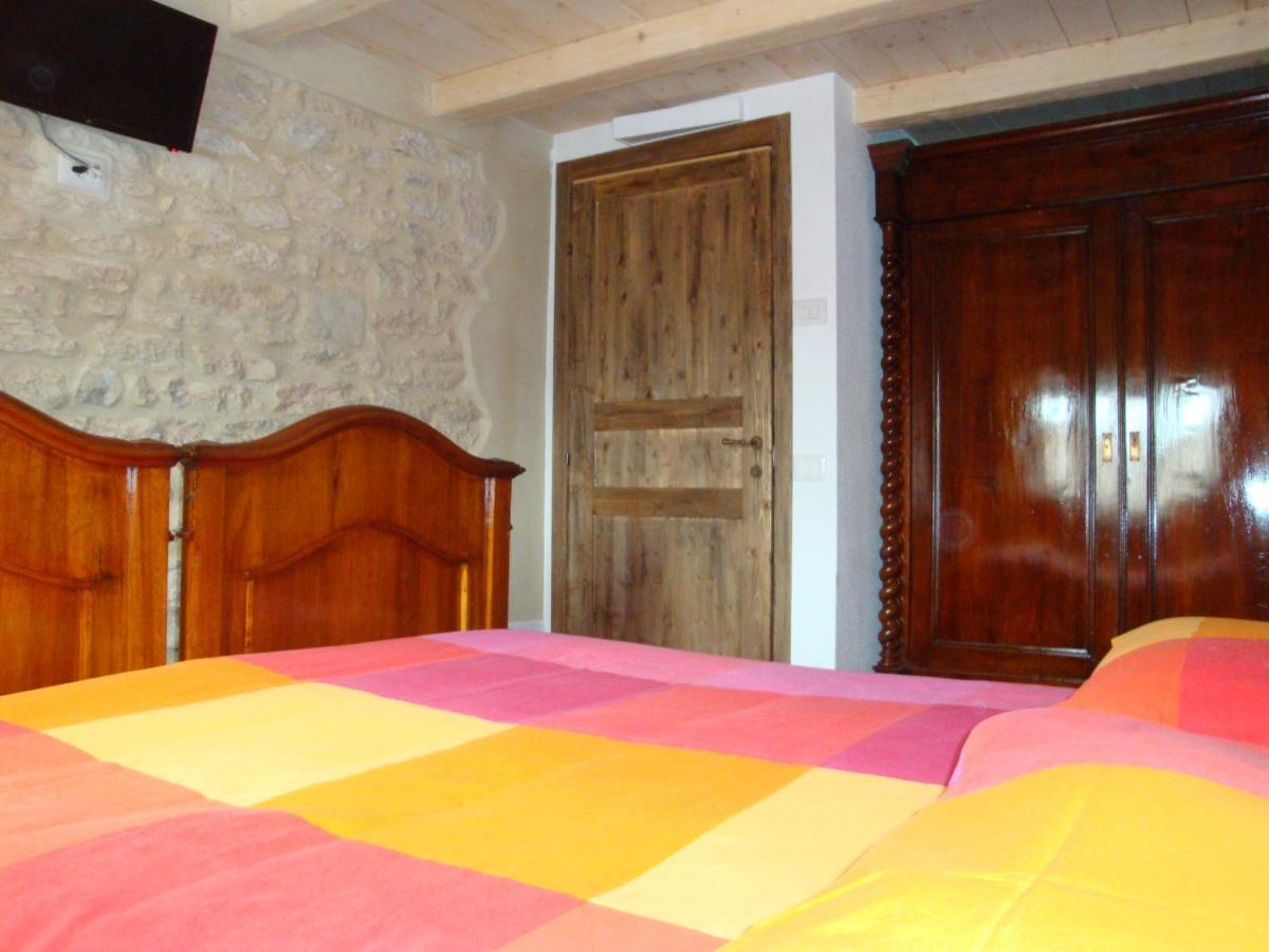 Maison d'hôtes Da Andrea E Raffaella à Sant'Anna d'Alfaedo Extérieur photo