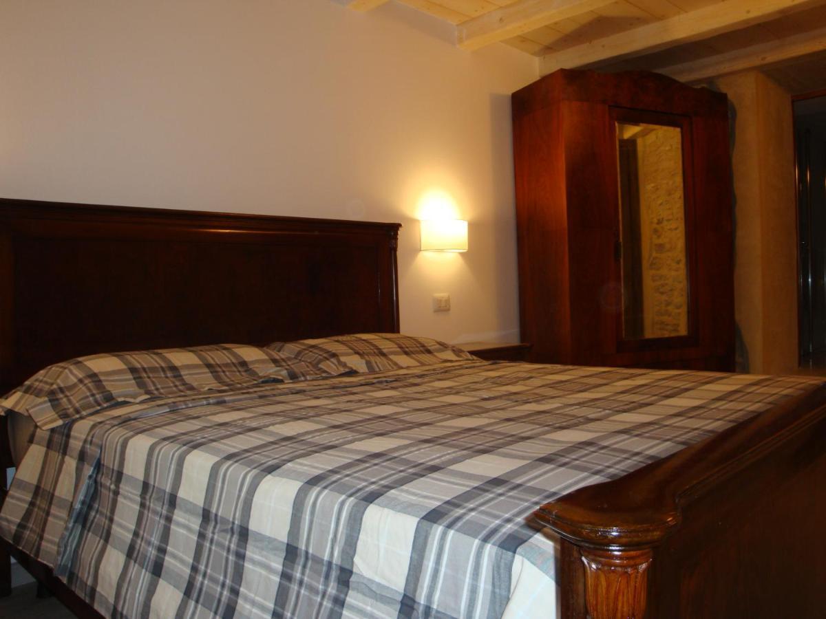Maison d'hôtes Da Andrea E Raffaella à Sant'Anna d'Alfaedo Extérieur photo