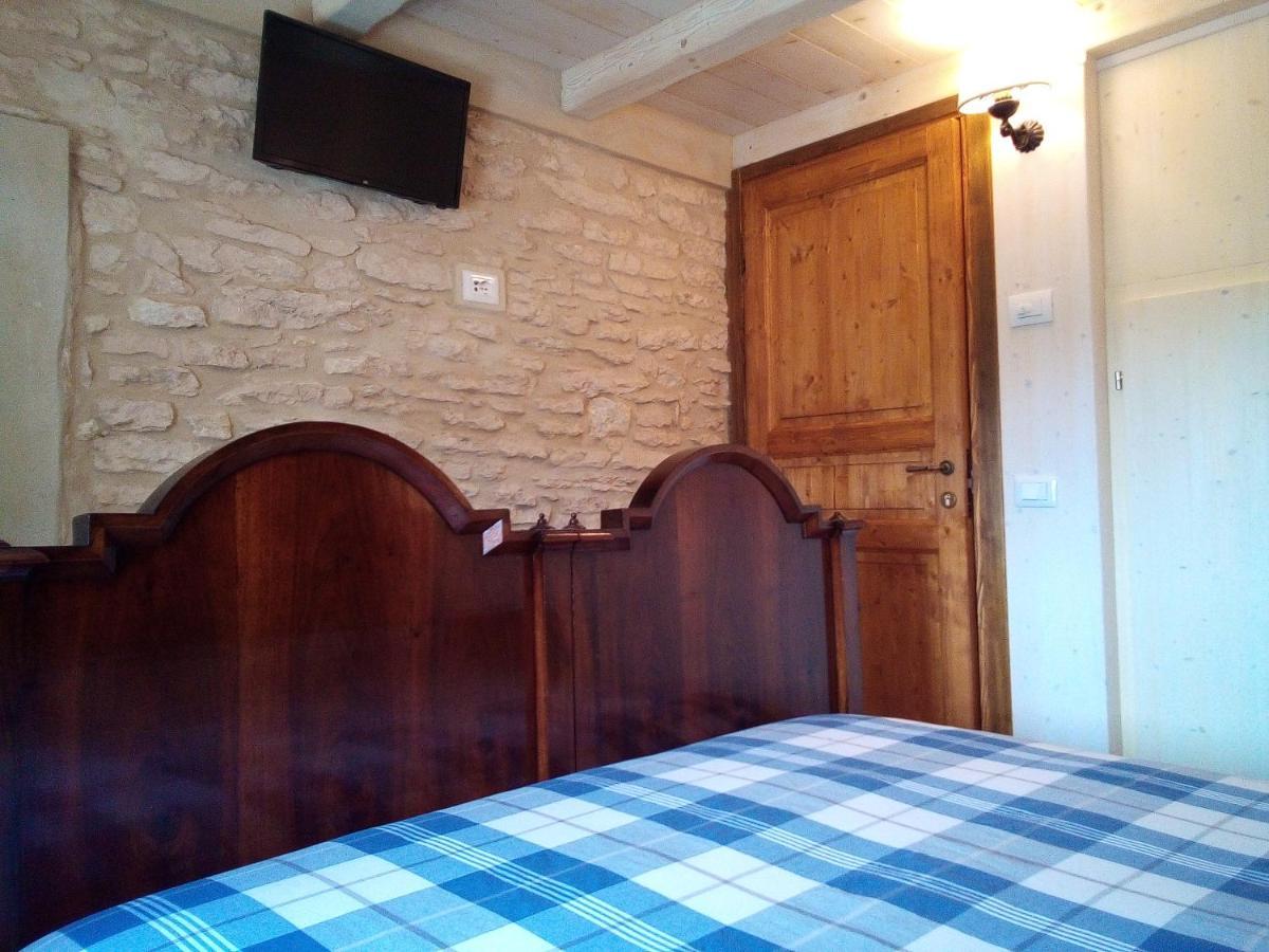 Maison d'hôtes Da Andrea E Raffaella à Sant'Anna d'Alfaedo Extérieur photo
