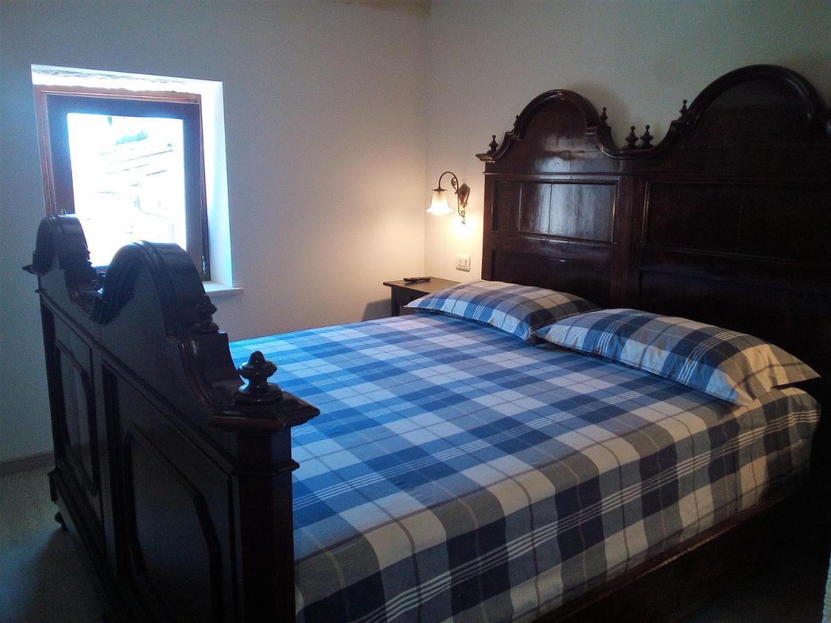 Maison d'hôtes Da Andrea E Raffaella à Sant'Anna d'Alfaedo Extérieur photo